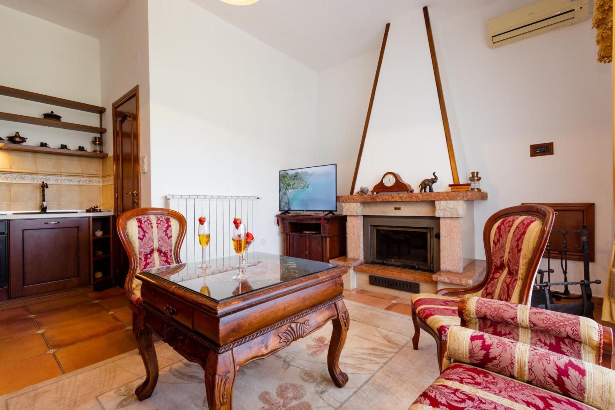 Apartments Gucci Ulcinj Zimmer foto